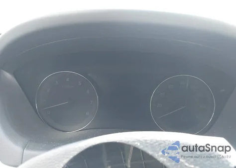 2016 Hyundai Genesis 3.8L z USA, uszkodzony, nr VIN KMHGN4JE1GU116940